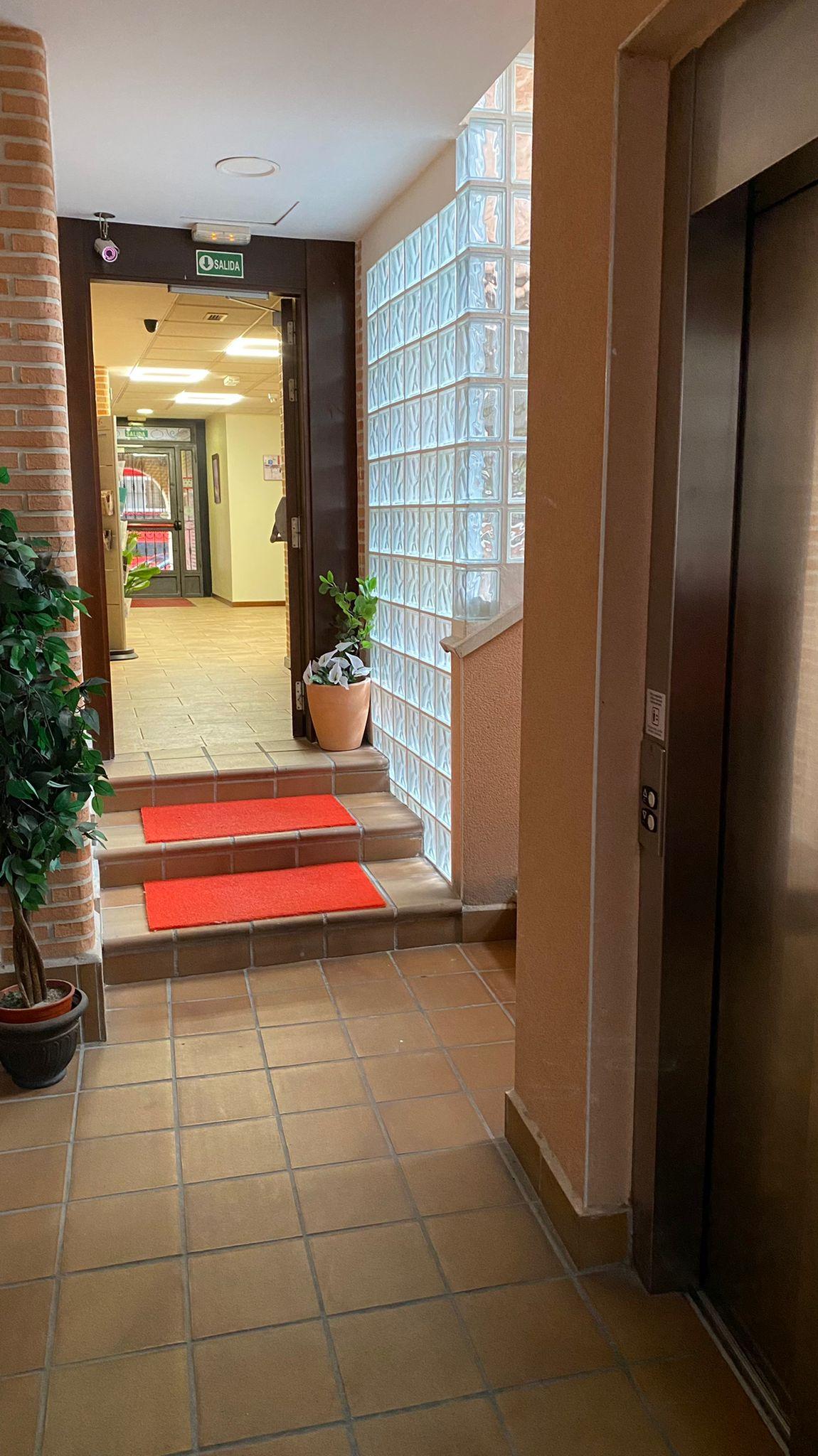 Hotel Complutense Alcala de Henares Bagian luar foto